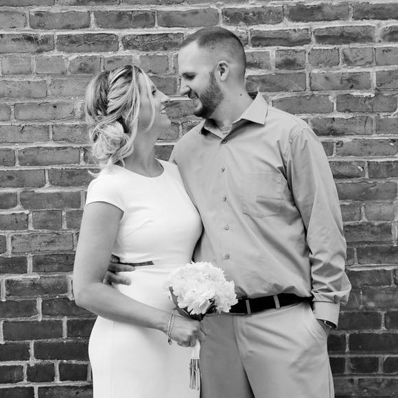 Meet your Posher, Amanda - Picture 1 of 1